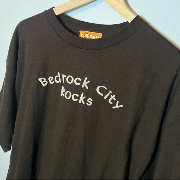 Vintage Flintstones “Bedrock City Rocks” T-Shirt Men’s XL Embroidered 90’s y2k - Picture 2 of 6